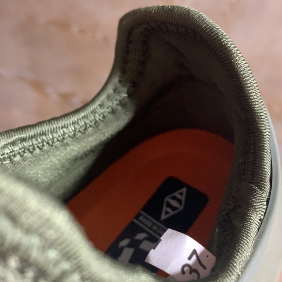 Women’s Military Green Knit Fashion Sneaker 37 - Picture 7 of 7